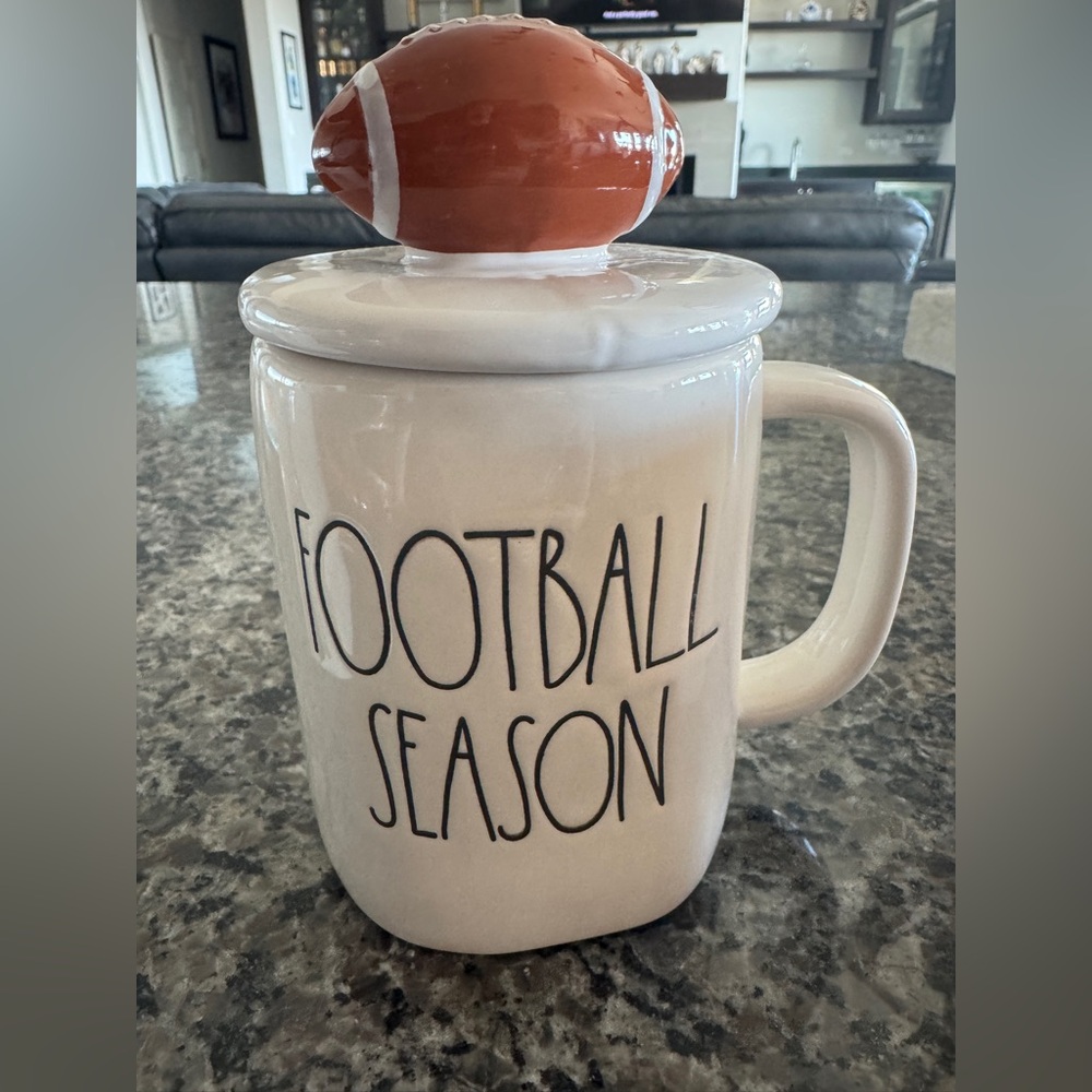 Rae dun football mugs